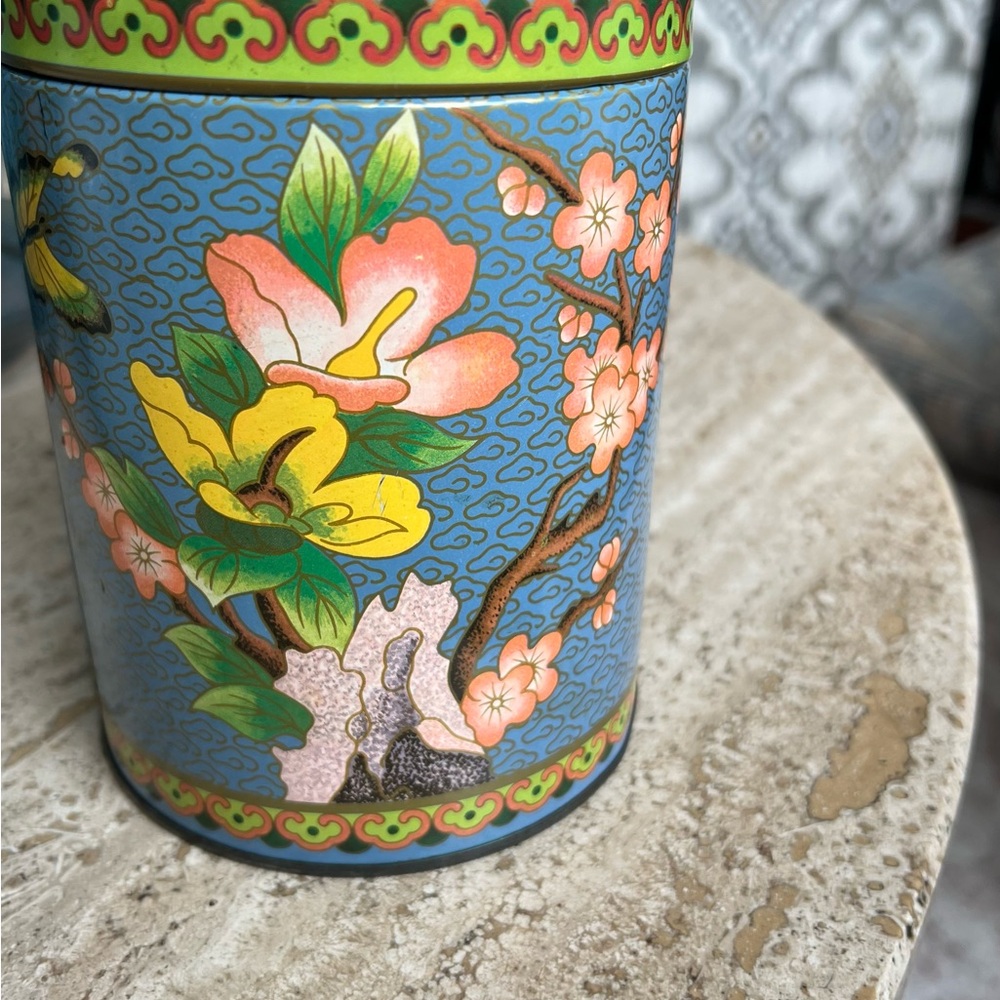 Lovely Vintage Daher Tin - Picture 5 of 9